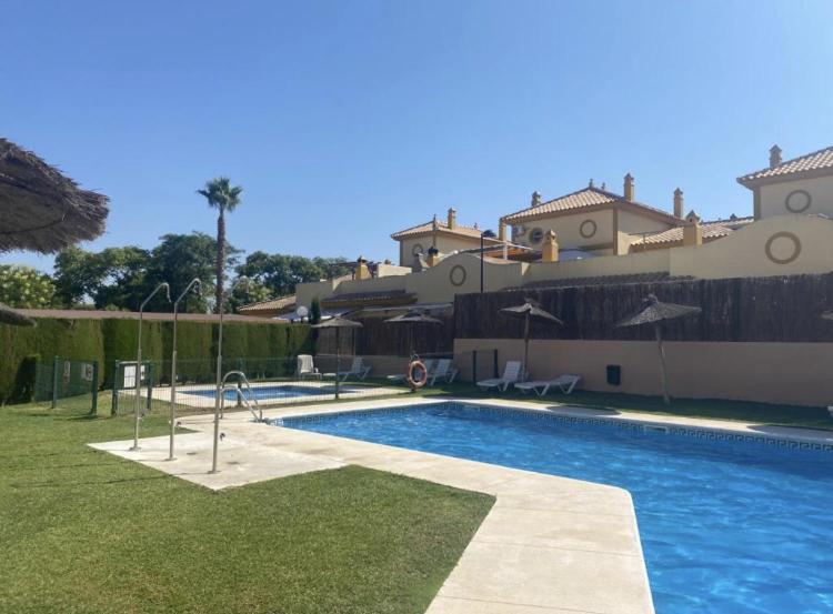 Villa Dulce Algarve Golf And Beach Islantilla Exterior foto